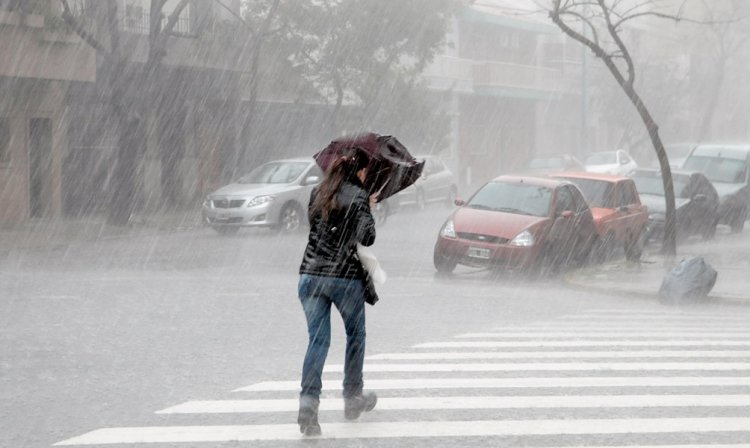 ALERTA POR FUERTES VIENTOS Y TORMENTAS