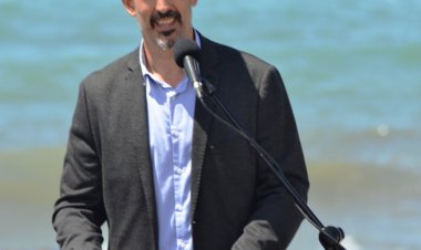 PIDEN INTERPELAR AL INTENDENTE IANANTUONY