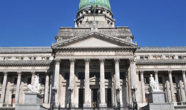 LA OPOSICIÓN DEFINE SI VOTA A FAVOR DE SUSPENDER LAS PASO