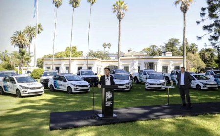 KICILLOF PRESENTÓ PATRULLEROS “FLOJITOS DE PAPELES”  Y POR AHORA NO PUEDE USARLOS