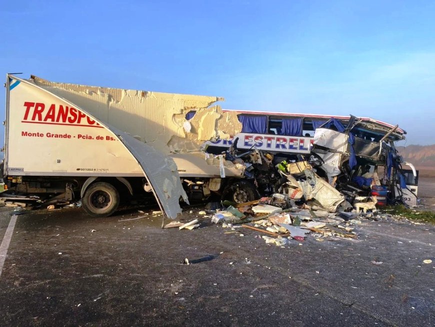 CHOQUE FRONTAL  EN LA RUTA 3