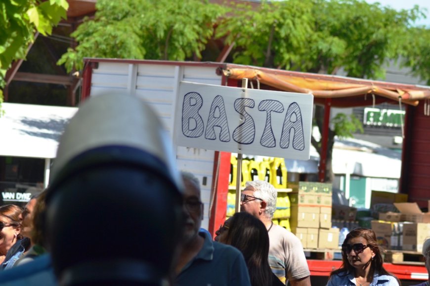 POSICIONES CADA VEZ MÁS ALEJADAS COMPLICAN  UNA NUEVA SESIÓN