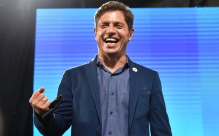 KICILLOF  REUNIÓ A SU TROPA EN VILLA GESSEL