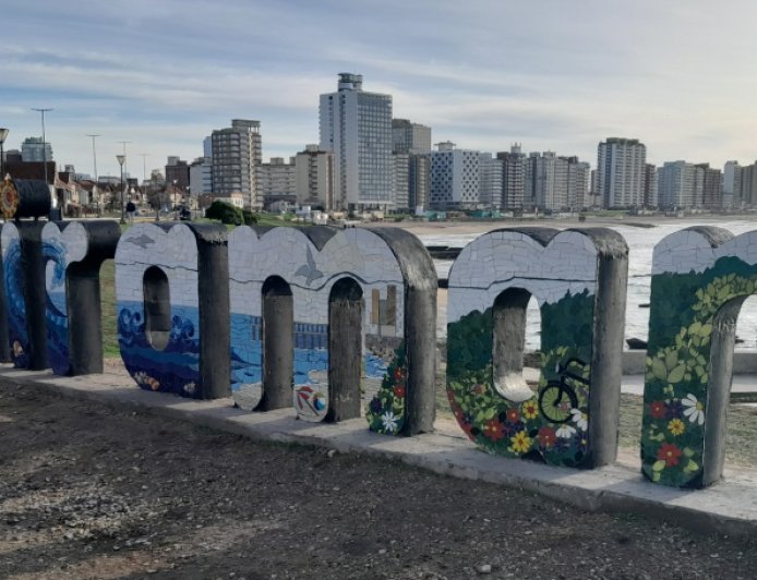 FUERTE LOBBY EMPRESARIAL  A FAVOR DE CEDER TIERRAS MUNICIPALES  GRATIS A UN SINDICATO