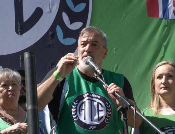 CRECE LA INTERNA SINDICAL: ATE LLAMÓ A UN PARO  A PESAR  DE LA NEGATIVA DE LA  CGT