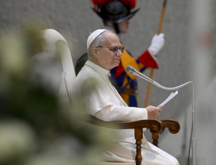 EL GOBIERNO QUIERE QUE EL PAPA VISITE EL PAÍS