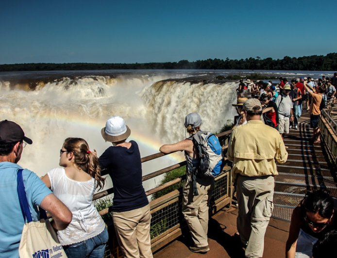 CUÁLES SON LOS DESTINOS MÁS ELEGIDOS PARA EL PRÓXIMO FIN DE SEMANA LARGO