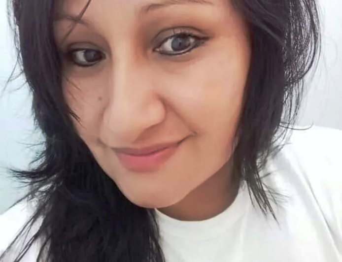 DIJERON QUE MURIÓ TENIENDO RELACIONES SEXUALES.  La autopsia indicó que fue estrangulada.