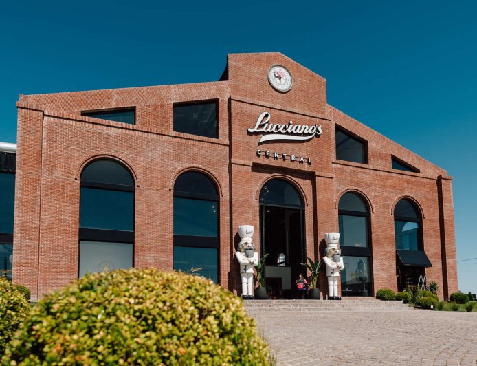 LA FAMOSA HELADERÍA LUCCIANO¨S  AVANZA EN EL MERCADO DE ALFAJORES PREMIUM