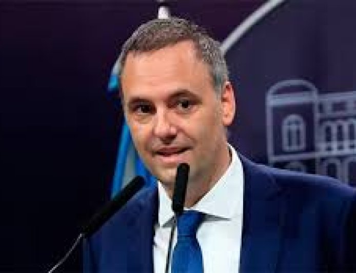 EL  "CASO ADORNI"  SACUDE LA IMAGEN DEL GOBIERNO. El 7 de cada 10 no cree en la versión del funcionario.