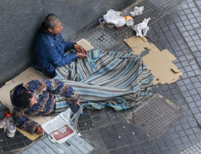 RECLAMAN A KICILLOF $ 27 MIL MILLONES POR LA ATENCIÓN DE PERSONAS EN SITUACIÓN DE CALLE