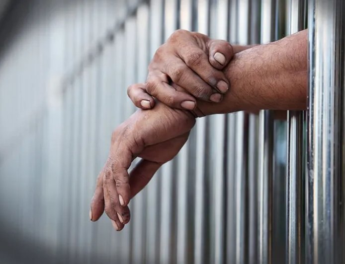 EL PRO PIDE A KICILLOF QUE PROHÍIBA EL USO DE CELULARES EN LAS CÁRCELES