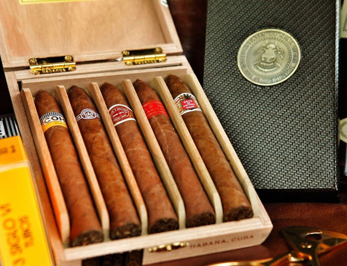 EL FASCINANTE MUNDO DE LOS HABANOS