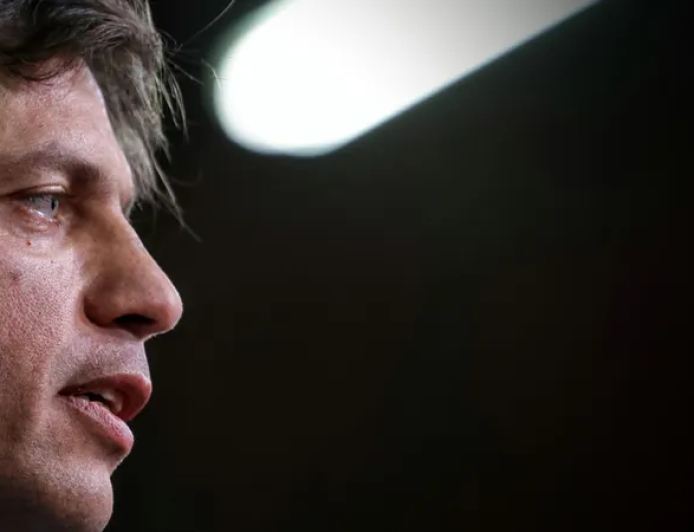 PBA:  8 DE CADA 10 BONAERENSES QUIERE QUE KICILLOF APLIQUE “LA MOTOSIERRA” A LO MILEI