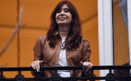 A PESAR DE LA CONDENA EL KIRCHNERISMO INSISTE CON CRISTINA CANDIDATA