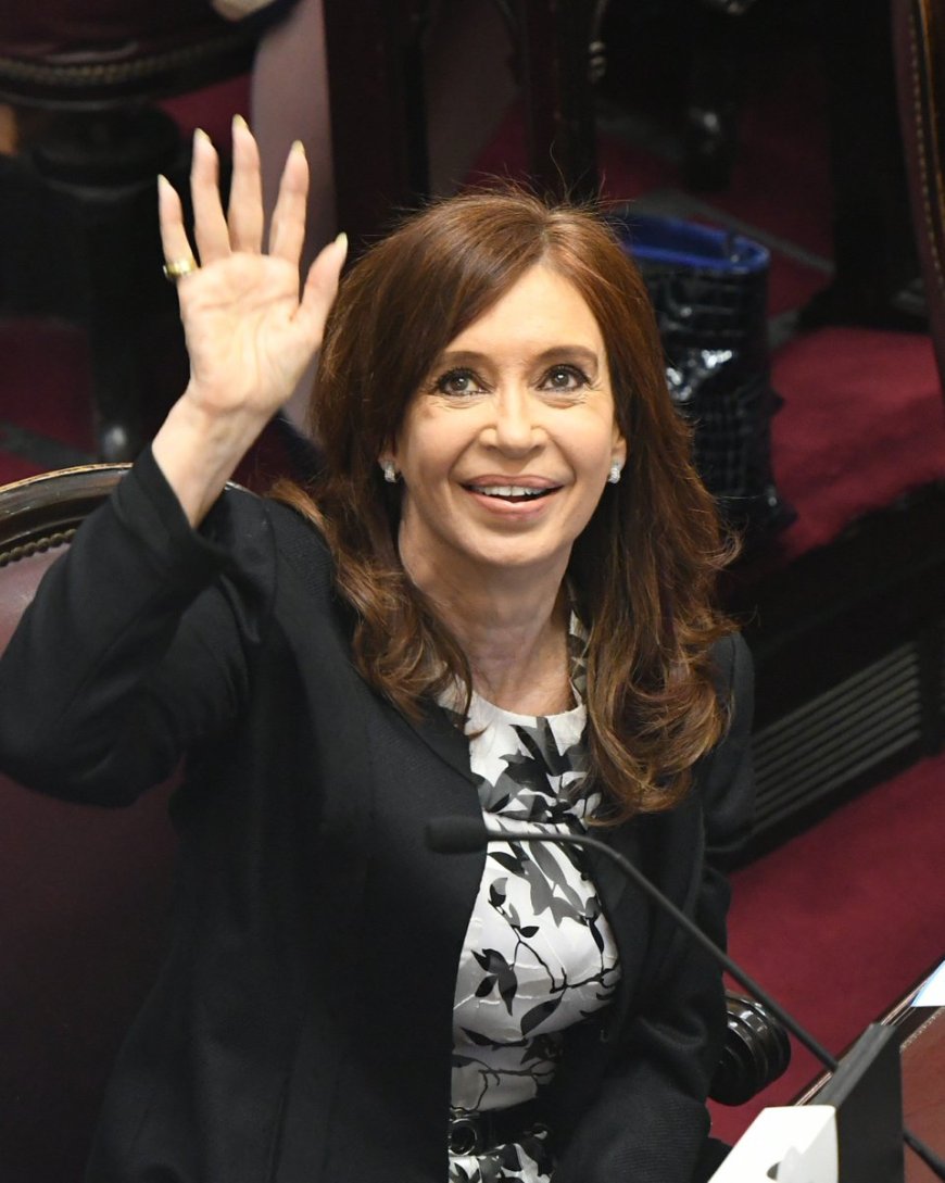 ANSES RESTITUYÓ  TEMPORALMENTE LA PENSIÓN DE $ 16 MILLONES A CFK .  Fue por a una orden judicial.