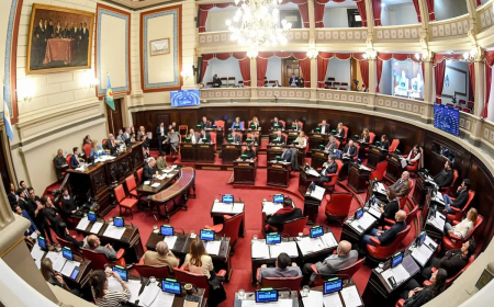 SIN REELECCIÓN, EL PODER BUSCA REINVENTARSE