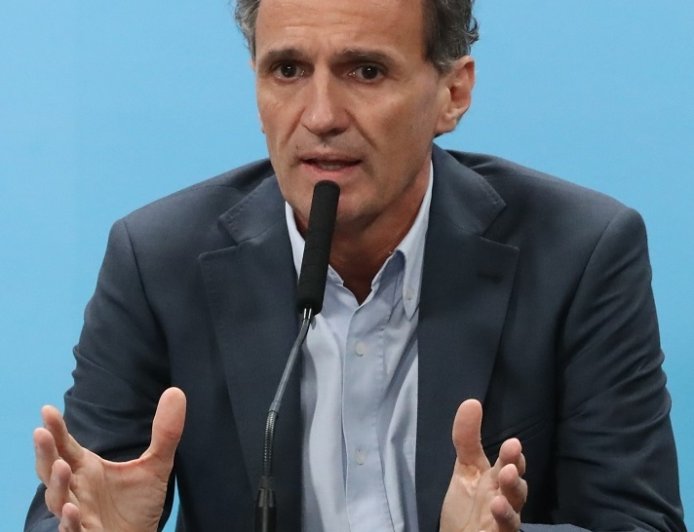 LA CÁMPORA CRITICÓ  A KATOPODIS POR AUMENTO DE LA LUZ