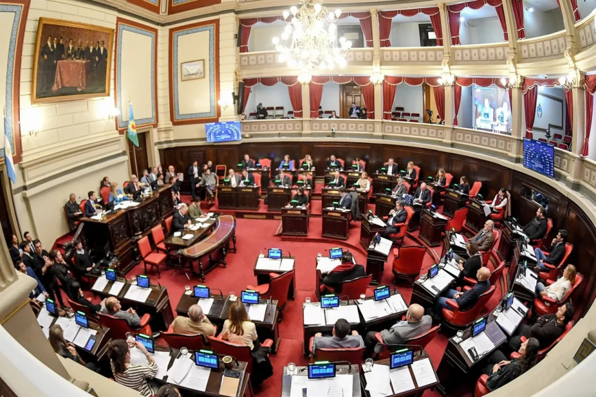 SIN REELECCIÓN, EL PODER BUSCA REINVENTARSE